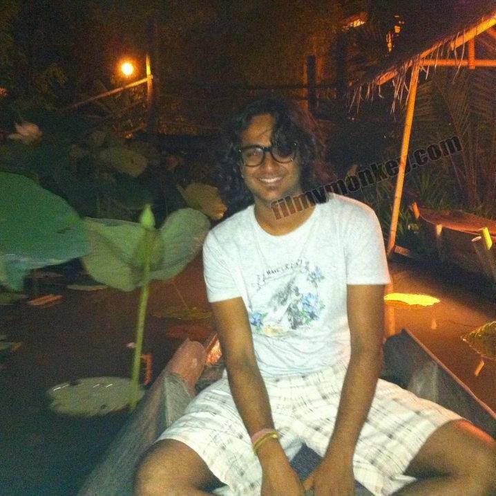 Oh! By the way! Looks like, he had the love for long hair since his young days. This is a much older picture of Vikas in the similar hairstyle.