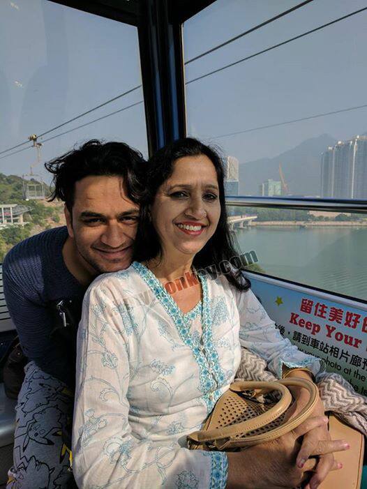 Vikas with his Mother Sharda Gupta.