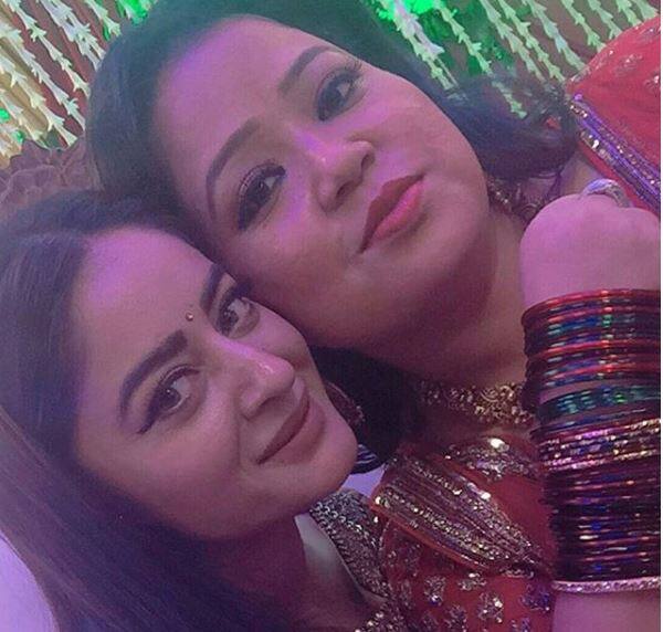 Actress Mahhi Vijj posing with Bharti at her bangle ceremony. (Photo: Instagram)