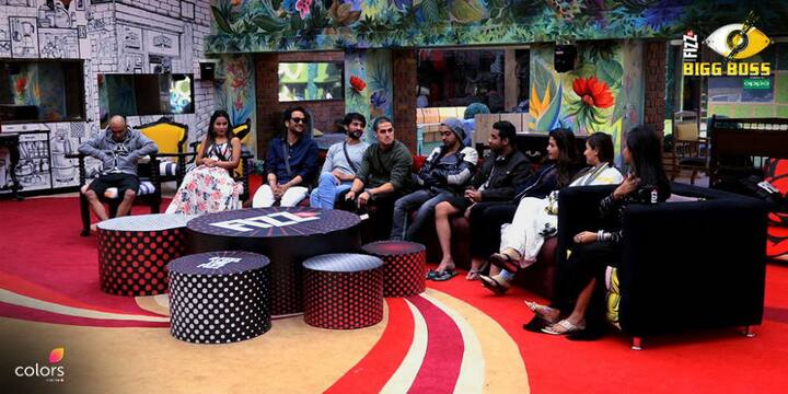 After which, three contestants have been sent to the jail aka 'Kaal kothri'. (Photo: Colors)