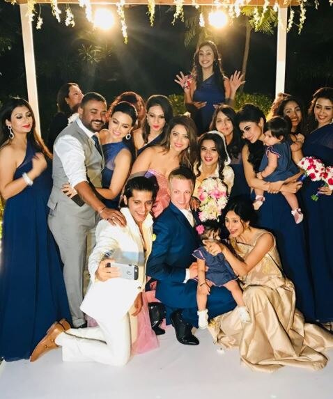 Popular celebs like Mouni Roy, Adaa Khan, Juhi Parmar, Sanaa Khan, Karanvir Vohra and his wife Teejay Sidhu were seen having lots of fun during the weddding. (Photo: Instagram)