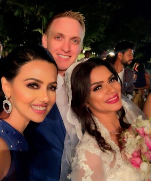 Bollywood actress & 'Bigg Boss' fame Sana Khan with Aashka & Brent. (Photo: Instagram)