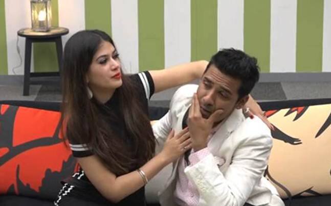 Puneesh and Bandgi were also termed as 'Gandgi' by the BB watchers but Salman Khan cleared the air for everyone post her eviction on Sunday. He said
