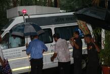 Shashi Kapoor FUNERAL pics: Amitabh, Anil, Sanjay, Naseeruddin Shah & others attend last rites ceremony!