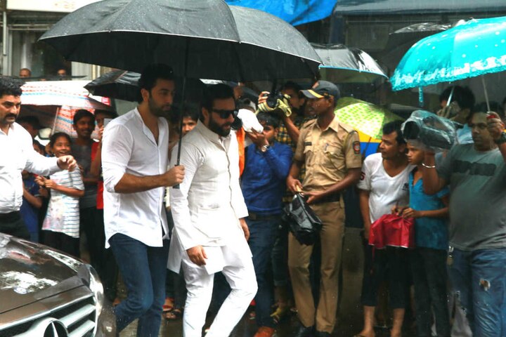 Ever since the news of the veteran's death came out, many Bollywood celebs visited Shashi Kapoor’s Juhu residence. (Photo: Manav Manglani)