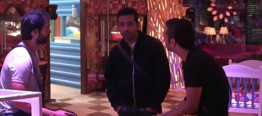 Did the mastermind Vikas fail since he wasn't willing to make her the captain or was it Team Hina who supported her, blocking the way for others? With only a few weeks left for finale, the game sure is getting more intense and dirty.