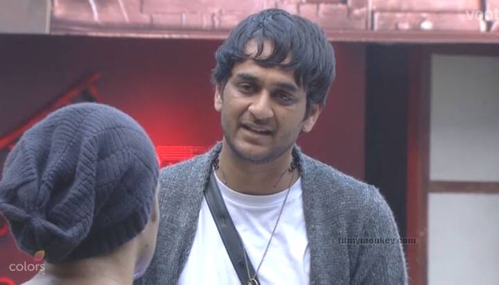Vikas chose to bring this up too. He said to Priyank who was sitting with a straight face as he was playing a robot....