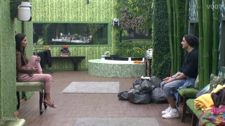 Priyank did however clarify with Hina Khan sitting in the washroom the next instance that he lied about Benafsha.