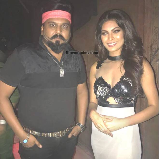 'Jallad' Chintan with Lopamudra Raut