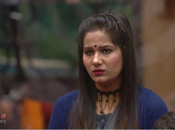 When she was referred as 'Kaali Daayan' on the show once, she had claimed that when she applies makeup she looks altogether different and also that her husband is a very handsome man. (Pic: Colors)