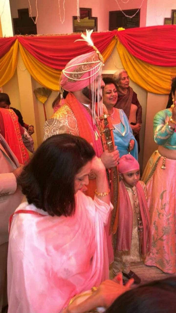 Sangram's co-stars from 'Yeh Hai Mohabbatein' Aly Goni and Krishna Mukherji attended the wedding and shared a couple of pics from the marriage ceremony 