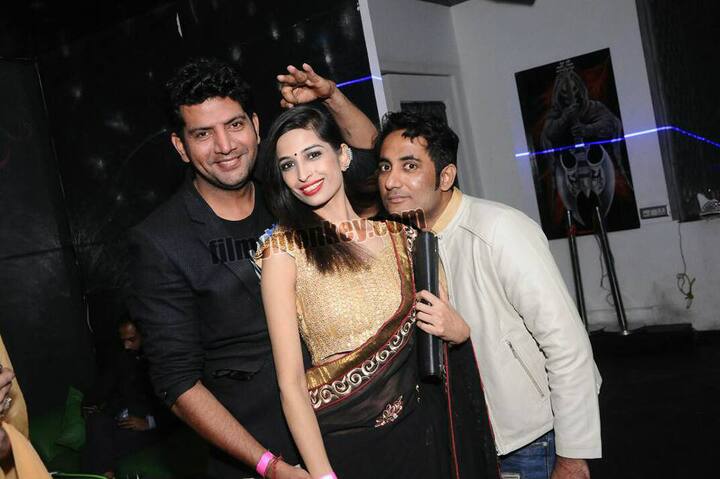 It was surprising to see Ashutosh in the same frame as Priyanka and Zubair from her B'day party. Priyanka and Zubair's chemistry is quite evident in this picture and we wonder what they are upto!