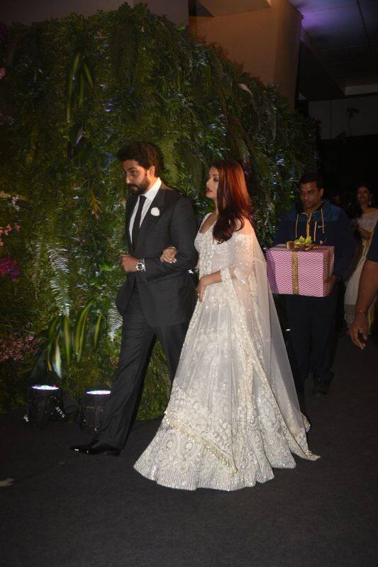 Celebs at Virushka's mumbai reception