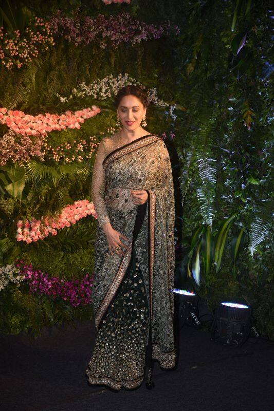 Celebs at Virushka's mumbai reception (All Pics: Manav Manglani)