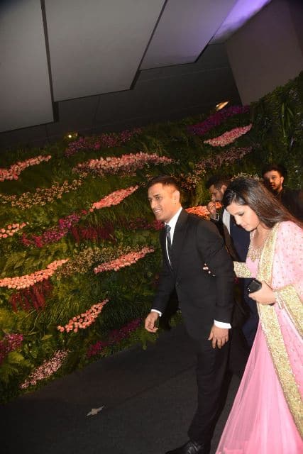 Dhoni with daughter Ziva and wife Sakshi