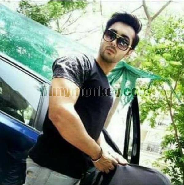 Here however he looks more like Pulkit Samrat. That may disappoint him.