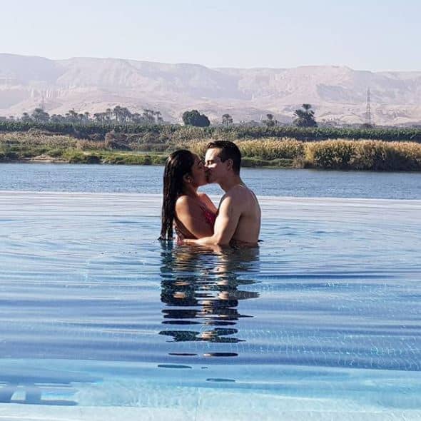 Sofia Hayat, who is also known for sharing pictures of her steamy romance with hubby Vlad has now again posted pictures with hubby locking-lips in a bathtub. (Photo: Instagram)