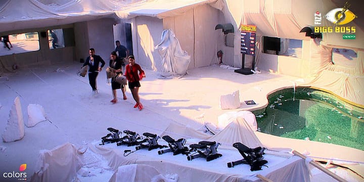 But that's not all, the makers are planning for many more twists & turns before the show's finale. According to latest reports, two evicted contestants might re-enter the house soon. (Photo: Colors)