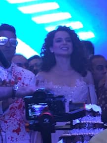 Ex Bigg Boss contestant meets Kangana Ranaut & sings 