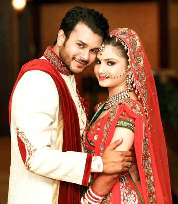 The TV actor, who tied the knot with Pooja in February 2014, shared the good news with fans on his social media account by sharing a picture with wife flaunting her baby bump. (Photo: Web)
