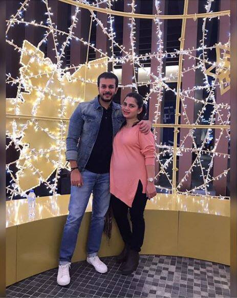 After keeping it a secret for six months, Jay finally shared the news with this pic. The pictures has a 'heart' emoticon as the caption. (Photo: Instagram)