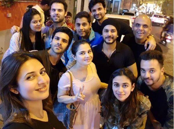 Here's another pregnancy picture of Pooja. (Photo: Instagram)