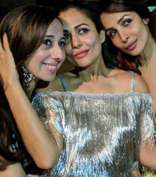 Mother to a 15-year-old boy, Malaika maintain herself very well & is getting younger with each passing day. (Photo: Instagram)