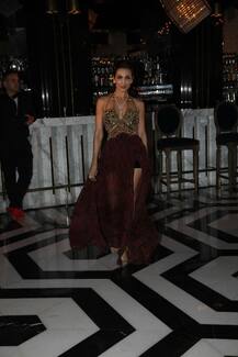 PHOTOS: 44-year-old Malaika Arora raises OOMPH as she walks for Rebecca Dewan's fashion preview at Arth restaurant!