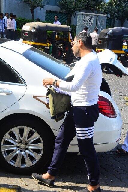 Karisma and ex-husband Sanjay Kapur meet up on lunch and their son Kiaan was also accompanying his mother (All Pics: Manav Manglani)