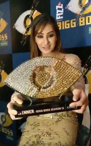 But this time the actress who dedicated her big win to fans took to Twitter to thanks her army! 
