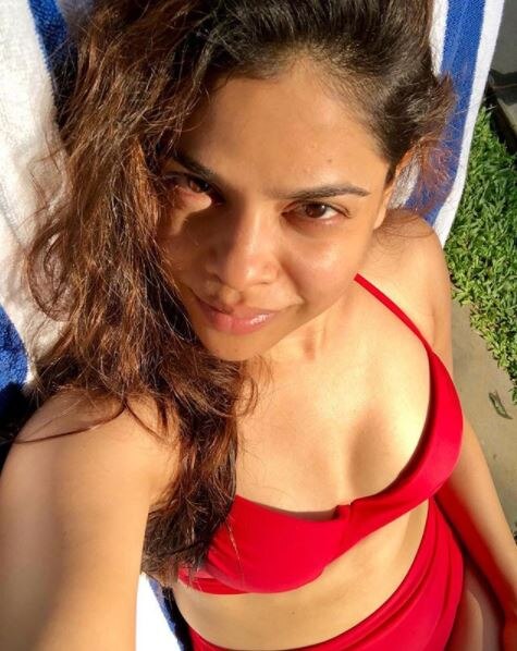 475px x 598px - The Kapil Sharma Show' actress Sumona Chakravarti looks HOT in a red BIKINI  while holidaying in Goa!