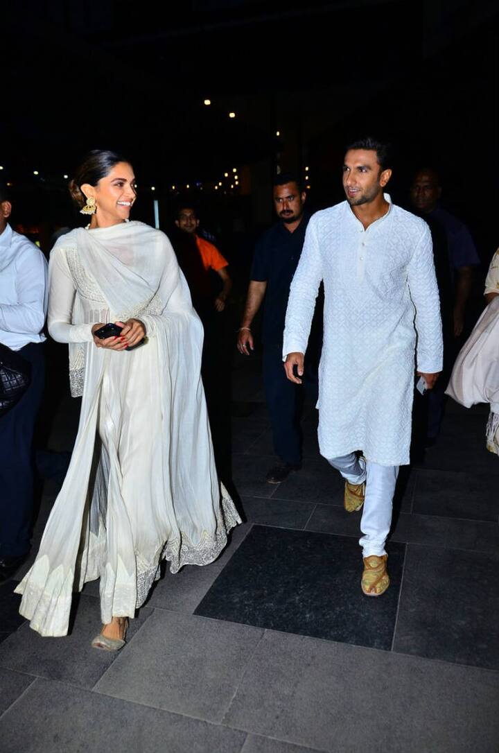 After various controversies regarding the release of their film, the couple was looking very happy at the screening that the film is releasing on Independence Day weekend. (Photo: Manav Manglani)