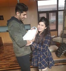 New Mommy Tulsi Kumar shares GORGEOUS throwback pics from her baby shower ceremony!