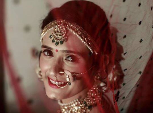 Here's a stunning click of the gorgeous bride Pankhuri