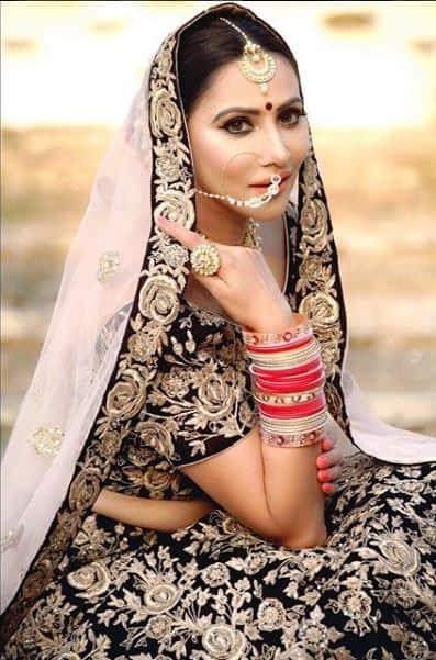 On Valentine's day, the TV actress shared two stunning bikini pics on her social media account. But Rishina, who is known for sharing some sizzling pics on her Instagram account, deleted the bikini pics within few minutes. (Photo: Instagram)