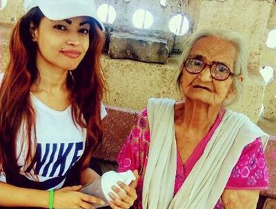 She may not have expressed it in perfect english but these super-adorable pictures tell that more than she enjoyed the 