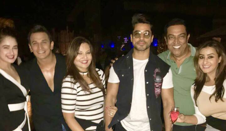 Here's a closer look at this epic moment in the history of Bigg Boss and which takes us to a journey in the past through season 3, 8, 9 and 11 in a flash! HOW MANY LIKES for this? And ANY COMMENTS? (All Pics: Instagram)