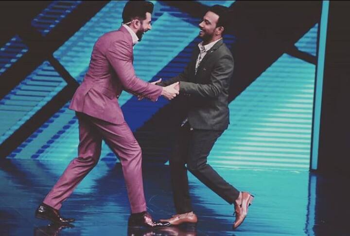 The episode shoot completed at Big Magic Reliance Studios in Goregaon Filmcity yesterday and the pictures are making the 'Super Dancer' and 'DID' fans impatient for it's telecast. Dharmesh wrote with this one -
