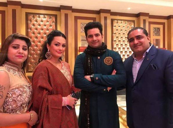 The wedding was also attended by TV actor Karan Mehra and wife Nisha Rawal. Karan and Gaurav had become really good friends during their stint in Bigg Boss and looks like they managed to maintain it post the show, too.