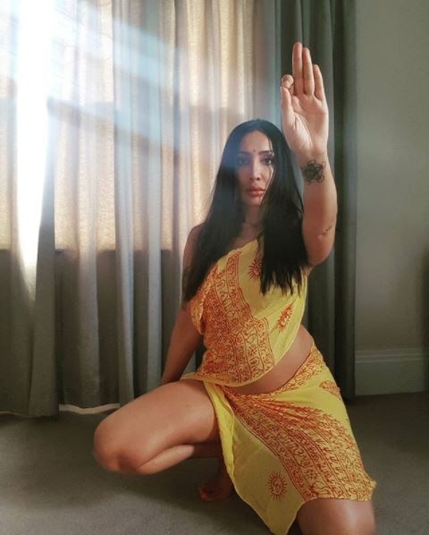 Sofia posted this picture with a very long caption on Instagram in which her baby-bump is very much visible. (Photo: Instagram)
