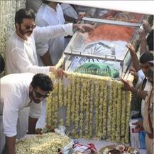 Step-son Arjun Kapoor's finally posts a message, 9 days after Sridevi's death & talks about being brave!