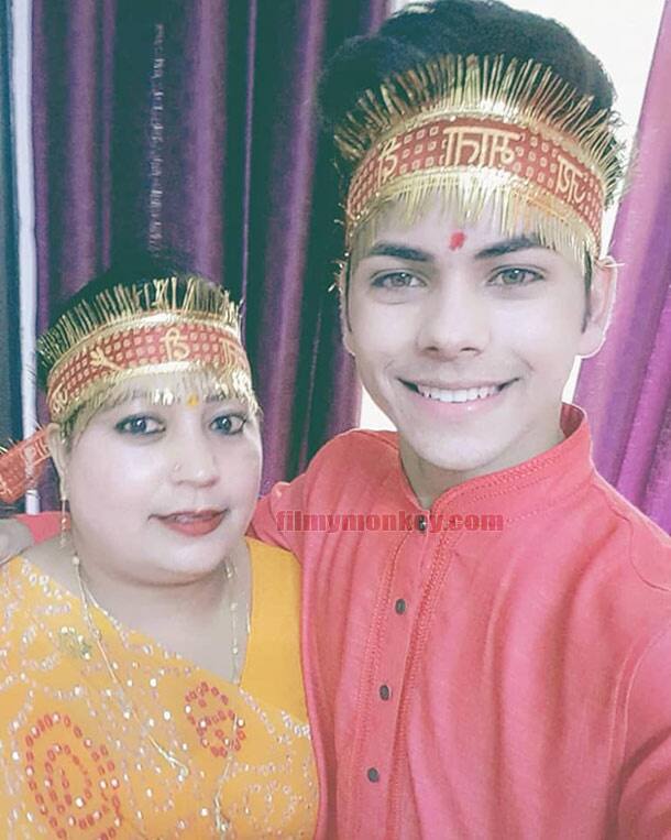 Siddharth is a doting son to Mom Vibha who too is very popular now among his fandom. The mother-son duo posing during the Ashtmi Puja.