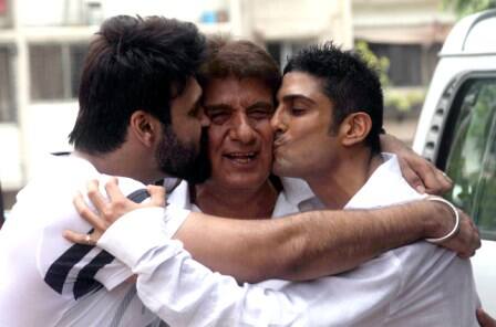 Last seen in 'Baaghi 2, actor Prateik did not have cordial relationship with his father Raj and step-brother Arya Babbar but in the recent years they buried the hatchet. Prateik is Raj Babbar's late second wife and veteran actress Smita Patil's son. (Pic: Manav Manglani)