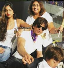 IPL 2018: Kkr Vs Rcb: SRK with Suhana, Abram Khan cheer for team at Eden Gardens! Shanaya Kapoor also joins!