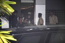 After rocking the Eden Gardens during IPL 2018-KKR Vs RCB match, Srk with Suhan, Abram returns to Mumbai!