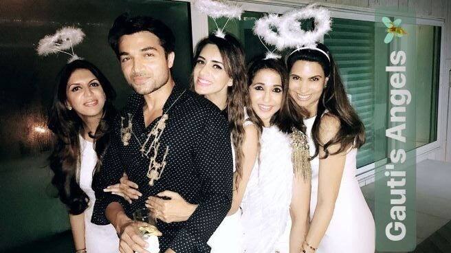 Smriti posted this pic of Gautam posing with the ladies at the bash with 'Gauti's Angels' written on it.
(Photo: Instagram)