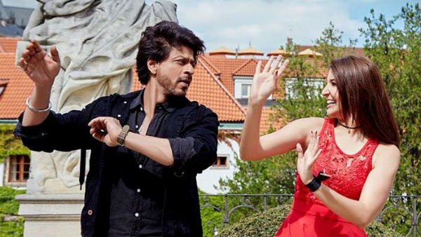 Jab Harry Met Sejal Movie Review: Shah Rukh-Anushka starrer is SWEET but utterly predictable! Jab Harry Met Sejal Movie Review: Shah Rukh-Anushka starrer is SWEET but utterly predictable!