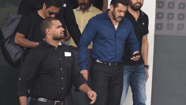 Salman Khan appears before Jodhpur court Salman Khan appears before Jodhpur court