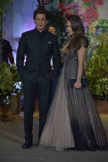 Sonam-Anand Reception: Saif-Kareena, SRK-Gauri, Abhi-Aish & other B-Town couples attend the grand affair!