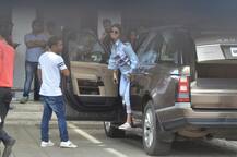 Jab Harry Met Sejal: SRK injures back while on way to Kolkata for promotion!